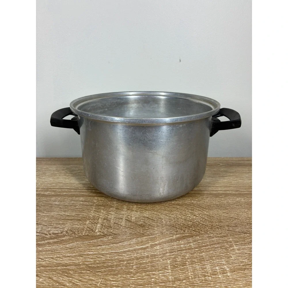 Vintage Wear-Ever Aluminum Pot No 2164 Made in USA 3 Quart Stockpot Silver